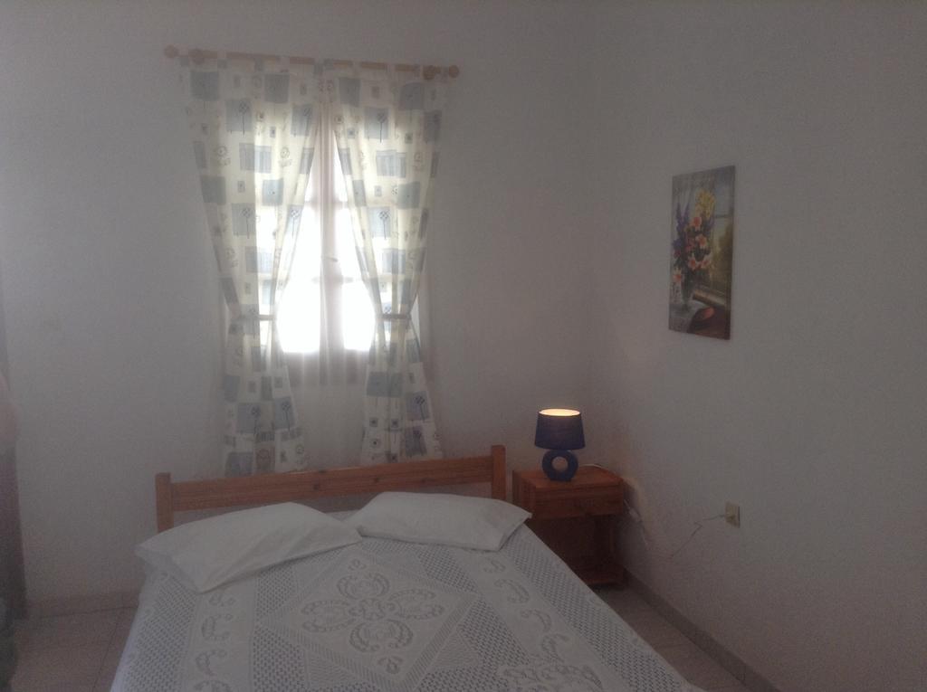 Irene Rooms Folégandros 외부 사진